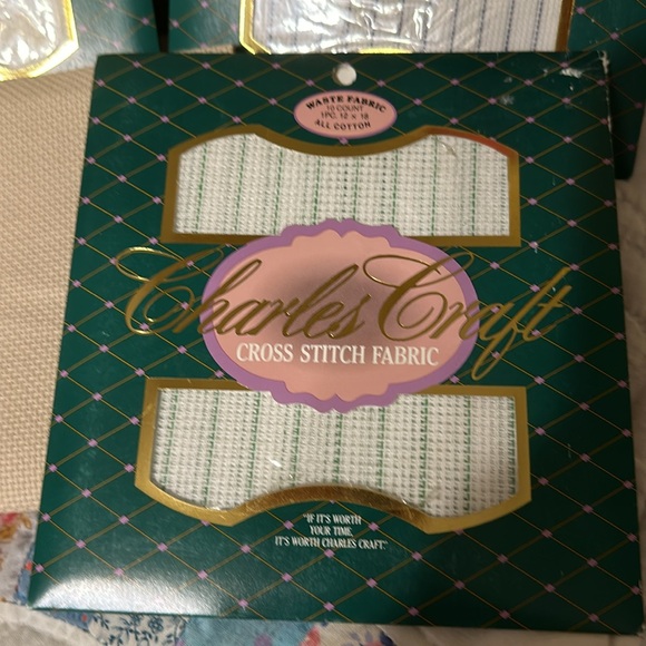 Charles Craft Aida Cloth - Picture 6 of 6